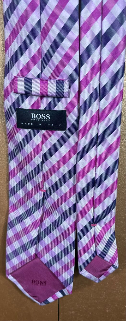 Hugo Boss tie - Picture 4 of 5